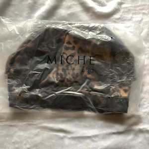 MICHE bag brand NEW in pkg  LISA leopard shell fits  DEMI base